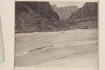 Garth Marston pulls into the eddy after running North Canyon Rapid. Lees Ferry gauge: 36,100 cfs