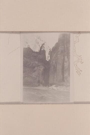 Small side canyon below Wahweap Creek