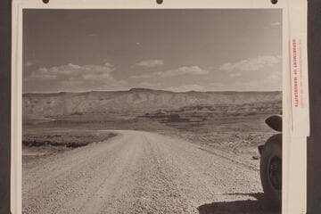 Black Mesa.  Raplee Anticline.  Road into Kayenta