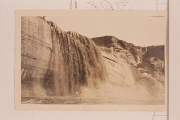 Mud over the Grand Falls of the Little Colorado
