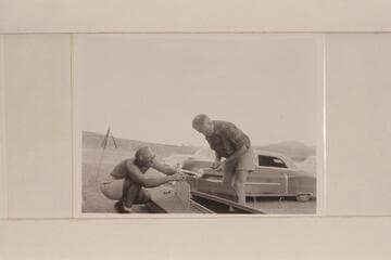 Masland and Eisaman assemble foldboat at Mexican Hat