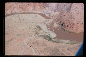 13 foot rapid, mouth of Cha Canyon