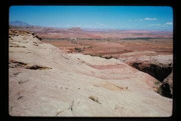 Dry watercourse tributary to Halls Creek below Baker's Ranch