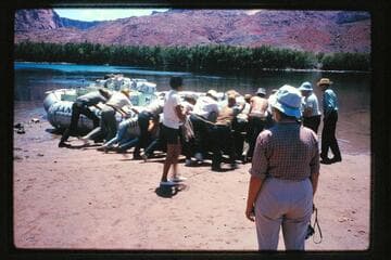 Wrestling Sanderson rig, Lees Ferry