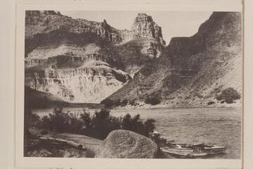 Nevills party boats at shore