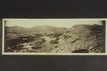 Green River Investigation: Up Desert Springs Wash from Mouth