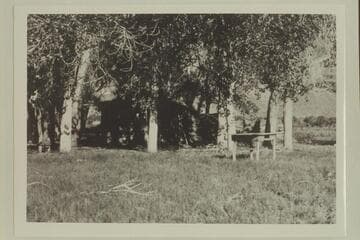 Cabin at Red Canyon occupied by Adams in 1906, by Loper 1908-1914, Carpenter 1927