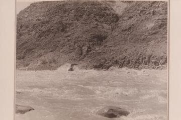 The "Step in Again" running Dubendorff Rapid. Edi Jaun is pilot and Willie Taylor is riding with him