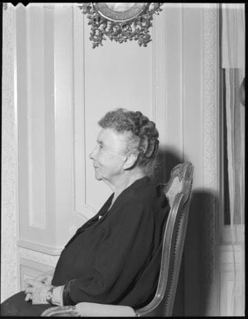 Mrs. Doheny [portraits]