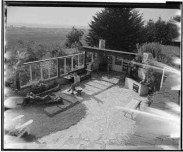 Tetzlaff, Mr. and Mrs. Edward, residence