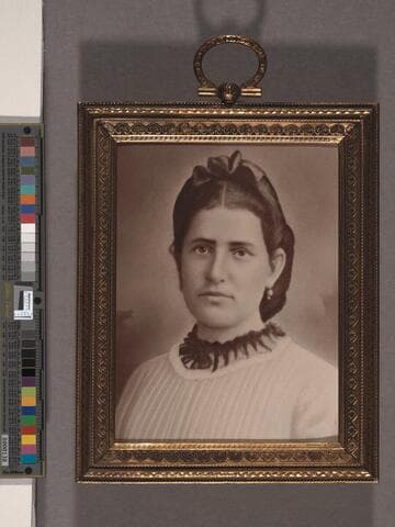 Prudenciana Ruiz de Avila, framed photograph