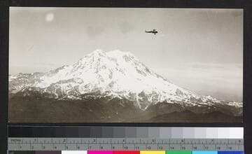 Mount Rainier and airplane