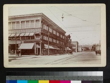 Center of Colorado St. and Raymond Ave., Pasadena