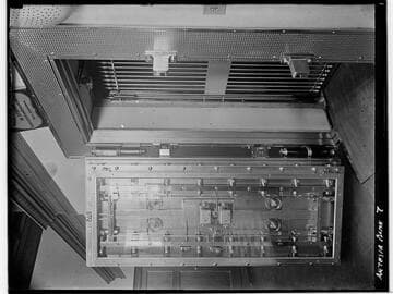 Vault door ajar, First National Bank, Artesia, California