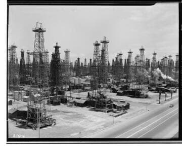 Huntington Beach oil rigs