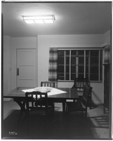 H2.6 - Home Dining Room - Hansen Home