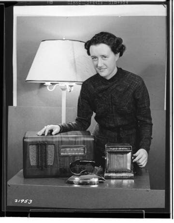 Lillian Presnell and merchandise offer