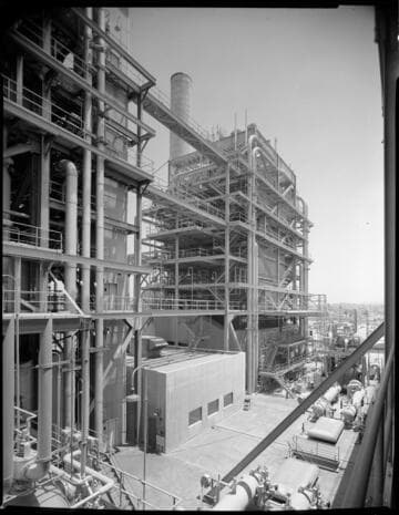 Construction of Redondo Beach Steam Station