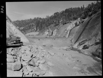 Big Creek - Mammoth Pool - General view of damsite from rock toe