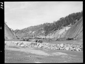 Big Creek - Mammoth Pool - Fill operations from rock toe