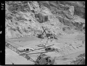 Big Creek - Mammoth Pool - East abutment stripping