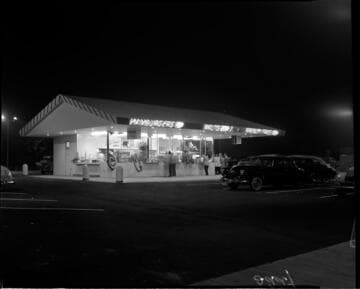 Lighting for Ken's Hamburgers