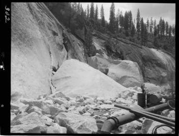 Big Creek - Mammoth Pool - Large boulders in downstream toe of river bottom