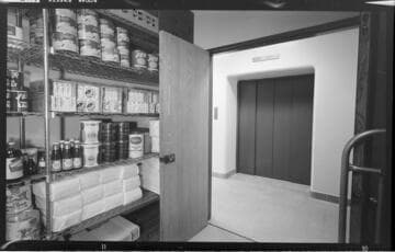 Manning's Cafeteria in SCE's newly completed General Office in Rosemead