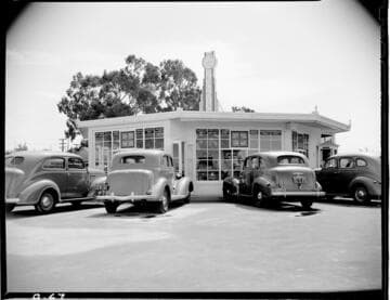 G & F Sandwich Stand