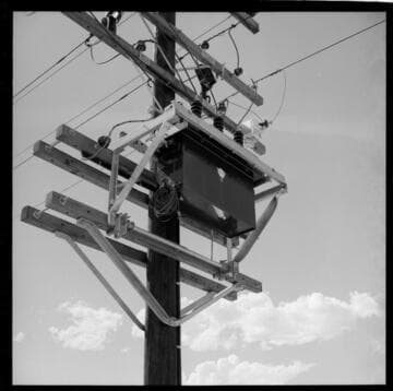 Palm Springs distribution line