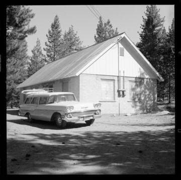 Lee Vining Headquarters Camp