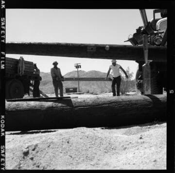 Palm Springs distribution line construction