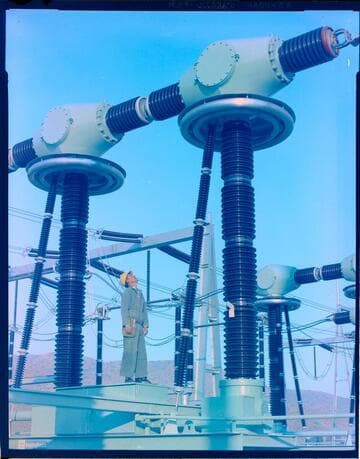 500 kV Air Blast Circuit Breaker with SCE lineman standing by