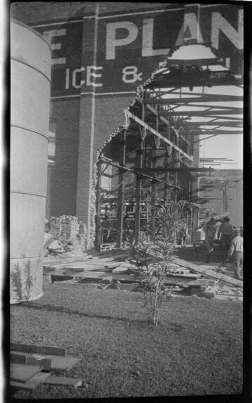 Imperial Ice Plant 2 damaged by fire