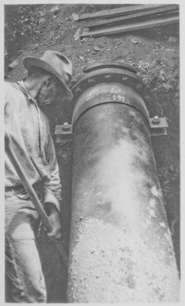 San Gorgonio Hydroelectric.man excavating