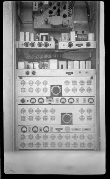 Communications panel box at site on Bolder T/L