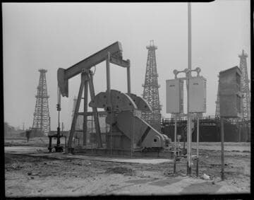 Industrial Oil Pumping - Shell Oil Co