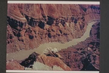 Mile 24.0 to Mile 26.0.  Approximate gauge:  31,400 cfs