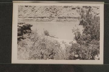 Boats pulled in to shore at Mile 45 where Willie was buried