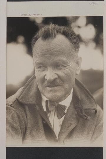 Lewis R. Freeman when promoting the Radiola and the Elto motor. Ohio River