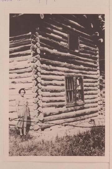 Old granary on Brush Creek ranch of Frank V. Goodman.  Built by Frank V. Goodman and Joe Goodman.  First it was 2-story granary; then altered for living purposes