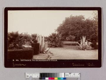 Entrance to Richardson's villa