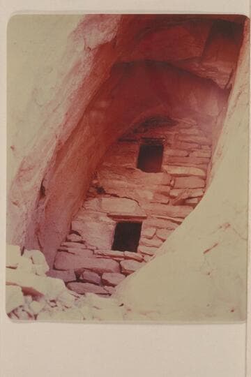 Small ruin in Surprise Valley above the trail crossing. Marked JW/8 15 09/AW