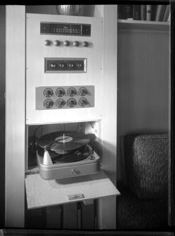 Brown, Dr. Roland, residence