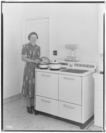 H2.3 - Home Kitchen - Electric Home of Mr. O. V. Trompeter