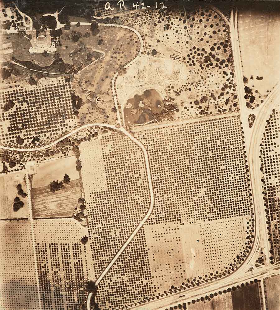 U.S. Army Signal Corps, Aerial Photograph of the Huntington Ranch (detail), ca. 1919, gelatin silver print, 6 x 5 ¼ in. The Huntington Library, Art Museum, and Botanical Gardens.