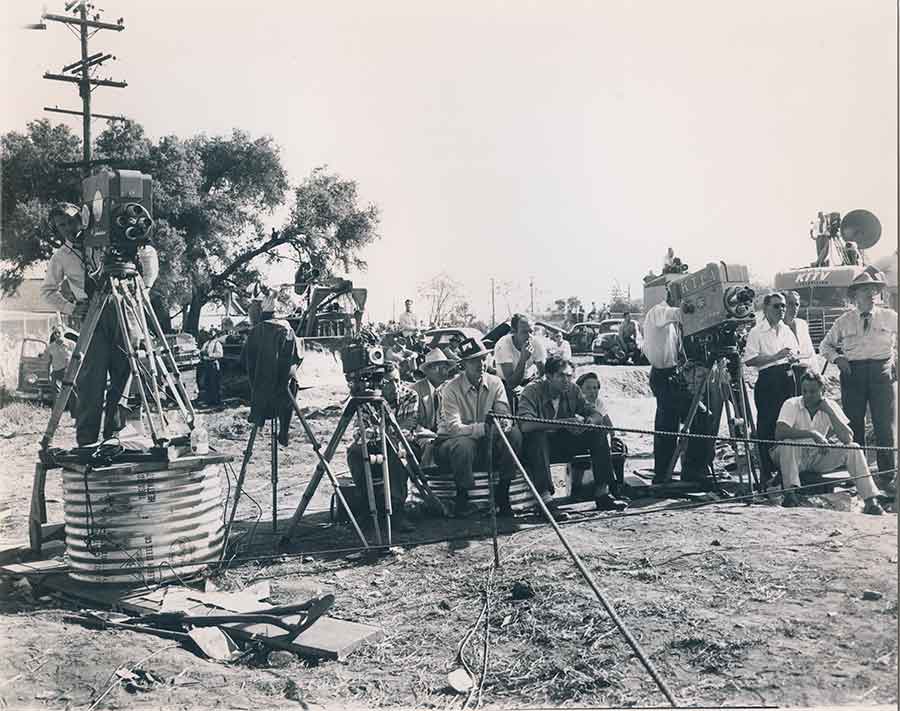 KTTV and KTLA television cameras aim at the rescue attempt: watching, waiting, filming. Rick Castberg Collection.