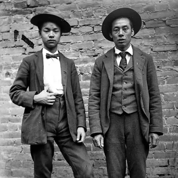 Unknown photographer, Two Chinese men in Western suits, Old Chinatown, Los Angeles, ca. 1900. 