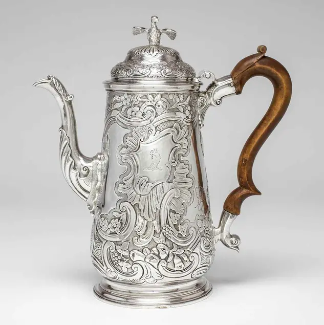 Samuel Casey (1723–1773), Coffeepot, ca. 1760, silver, 10 × 9 1/4 × 4 1/4 in. The Huntington Library, Art Collections, and Botanical Gardens, gift of Peter Emerson Marble. Photography © 2014 Fredrik Nilsen.