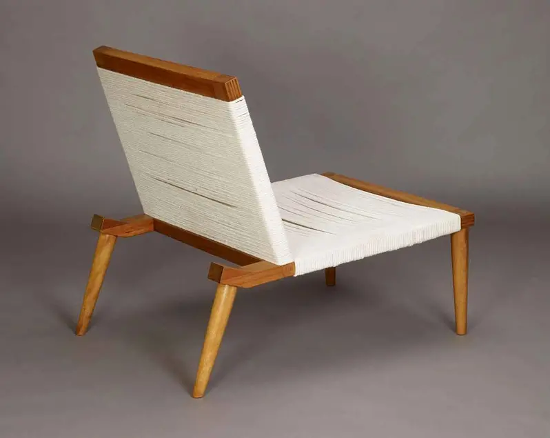 Sam Maloof (1916 – 2009), Occasional “String” Chair, 1950, Walnut, maple, and cord, 29 ½ x 24 x 33 in. Collection of the Sam and Alfreda Maloof Foundation for Arts and Crafts, Alta Loma, Calif. Credit: John Sullivan, The Huntington Library, Art Collections, and Botanical Gardens.